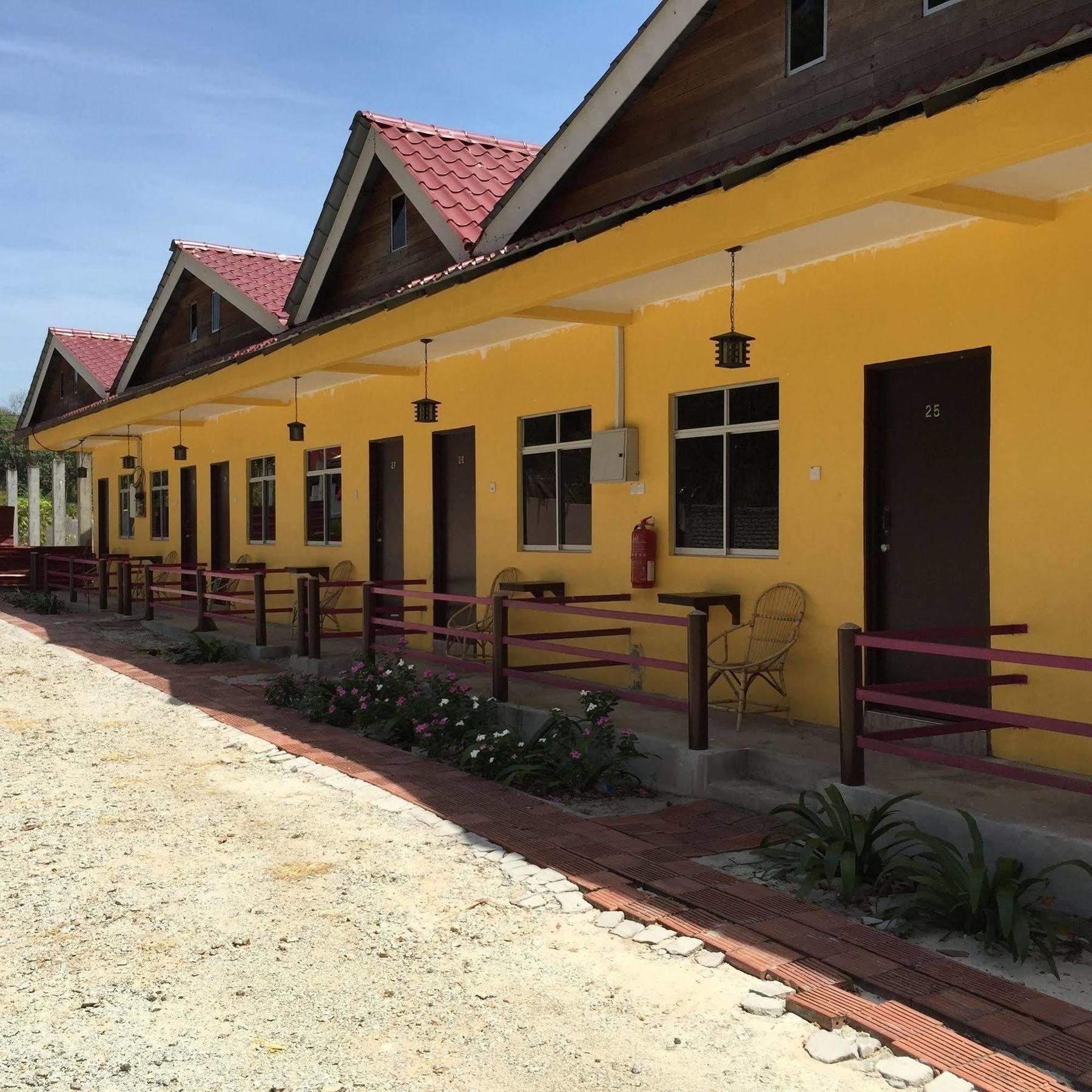 Motel Seri Mutiara Kuah Exterior foto