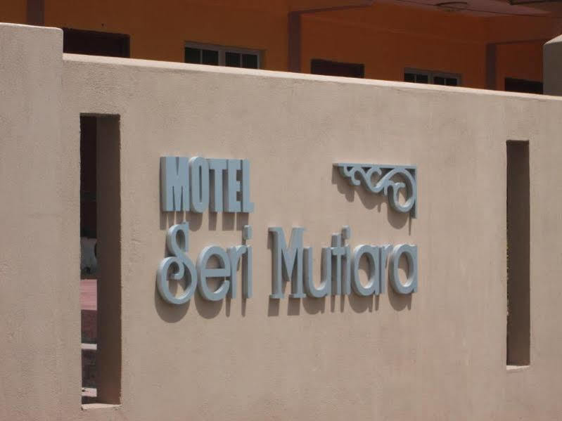 Motel Seri Mutiara Kuah Exterior foto