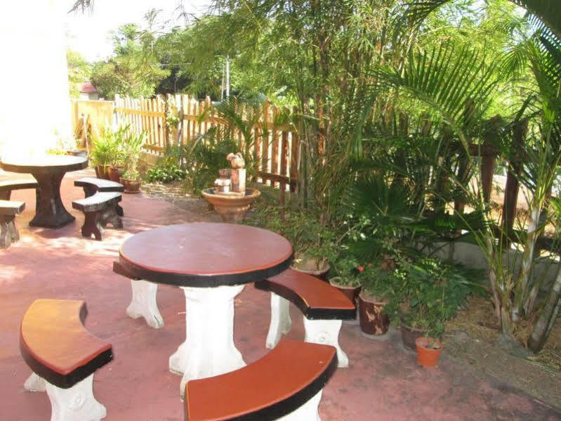 Motel Seri Mutiara Kuah Exterior foto